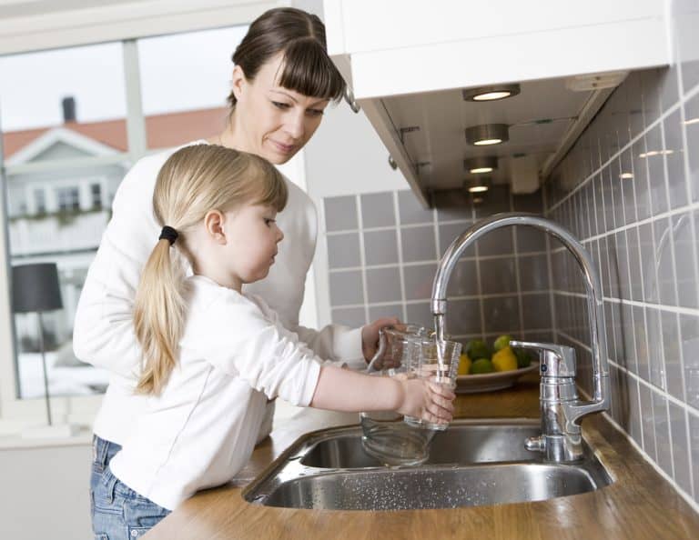 Kitchen Faucet Flow Rates What's The Ideal Rate For Your Home? Mr