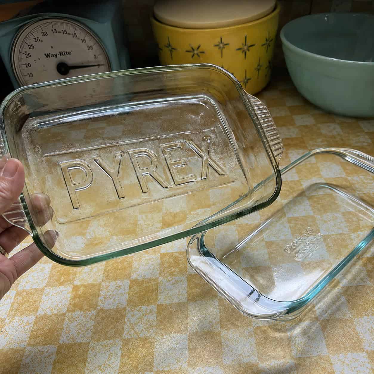 Borosilicate PYREX Bakeware