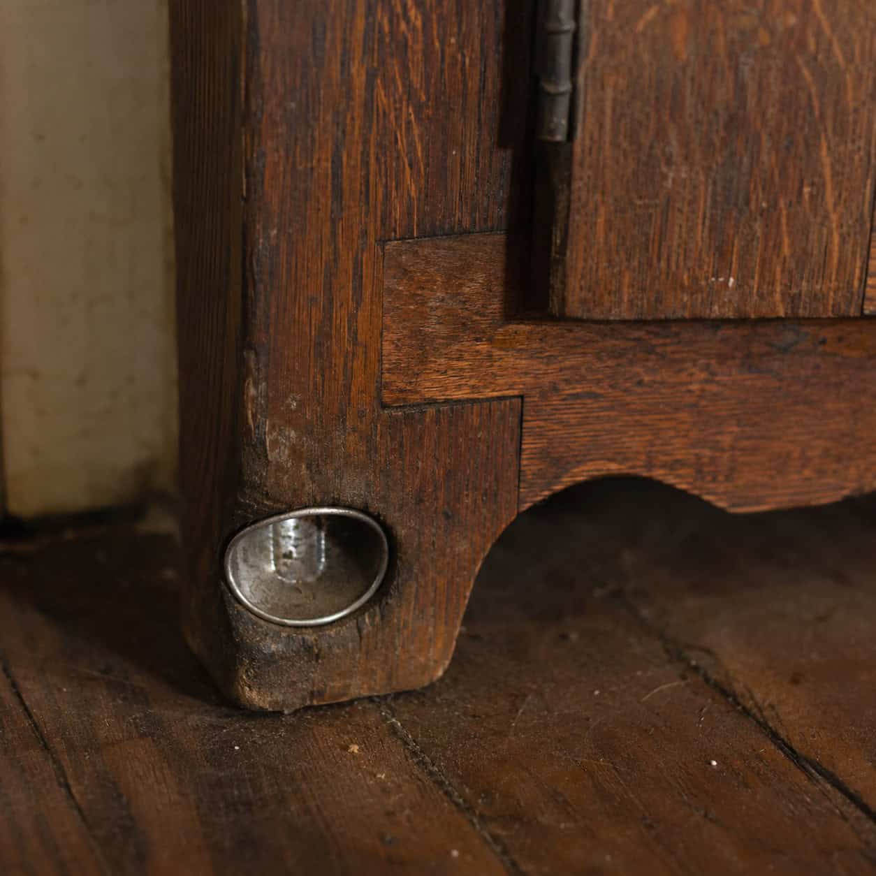 Built-In Ant Traps in Deluxe Hoosier Cabinets