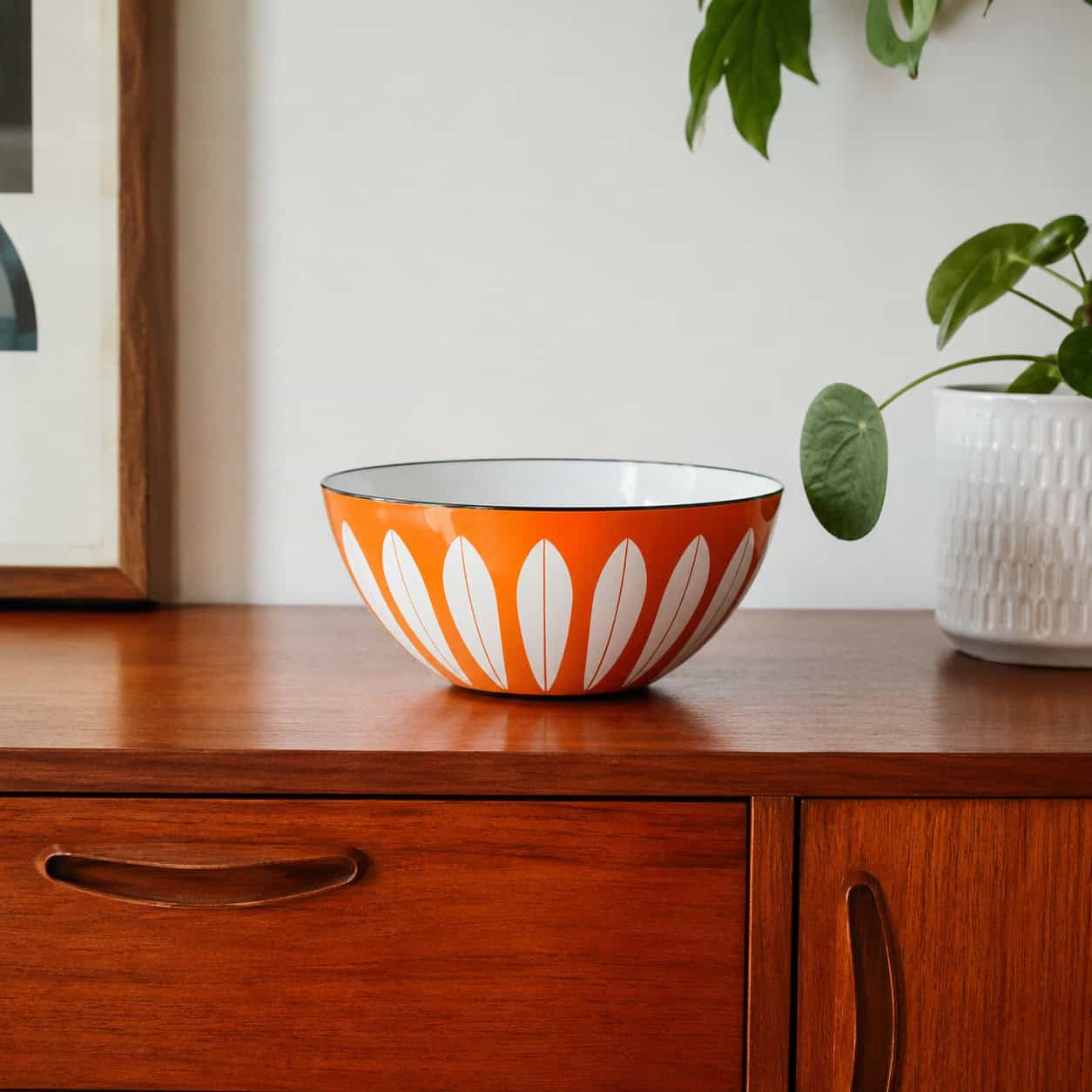 Enamelware in the Cathrineholm 'Lotus' Pattern