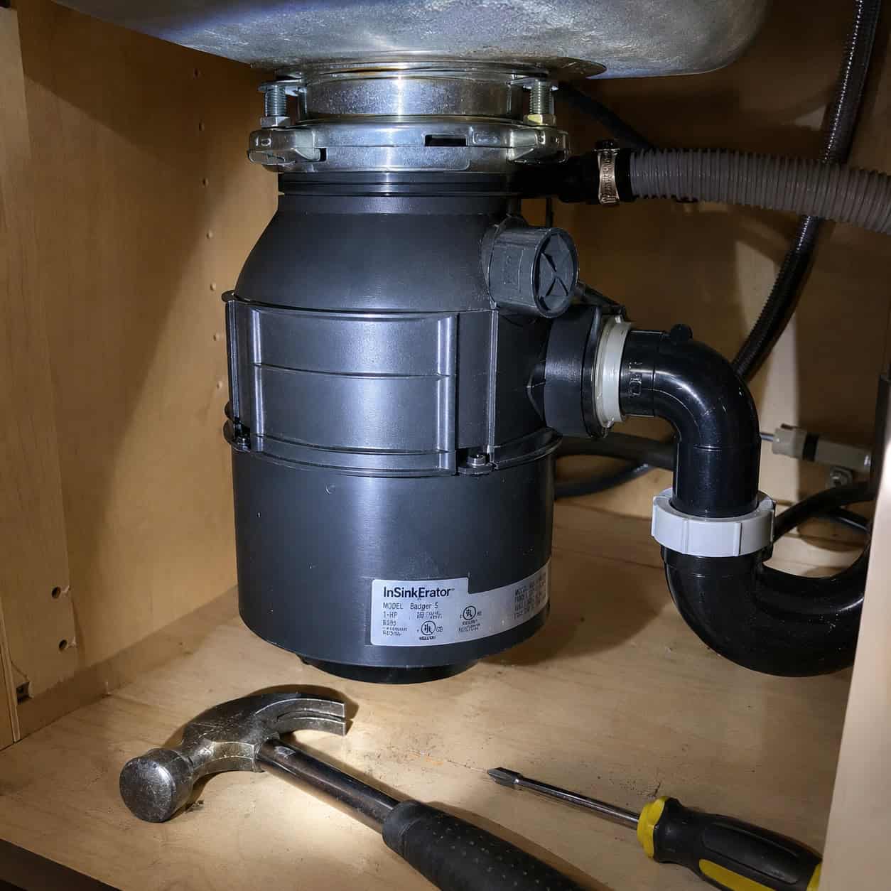 The disposal knockout plug nobody removed